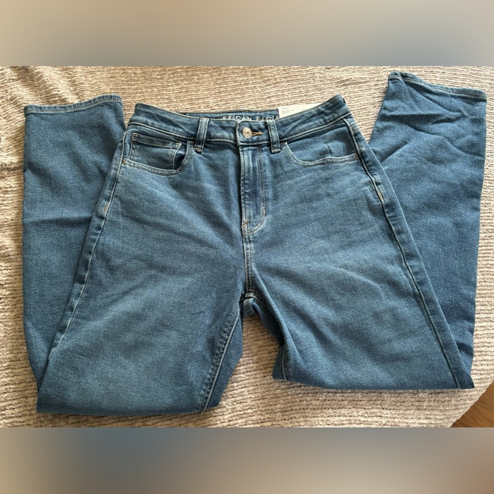 American Eagle Mom Jeans